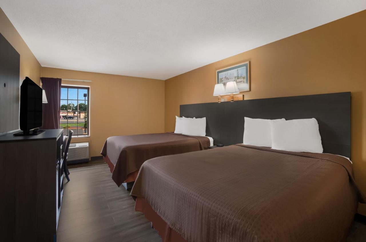 Econo Lodge Allentown Exterior photo